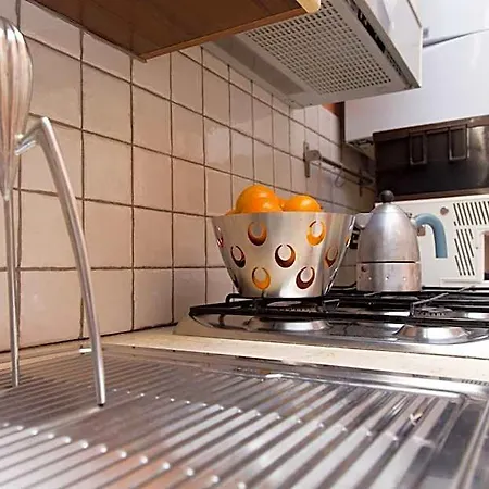 Domusamor Colosseo Bed & Breakfast Rome