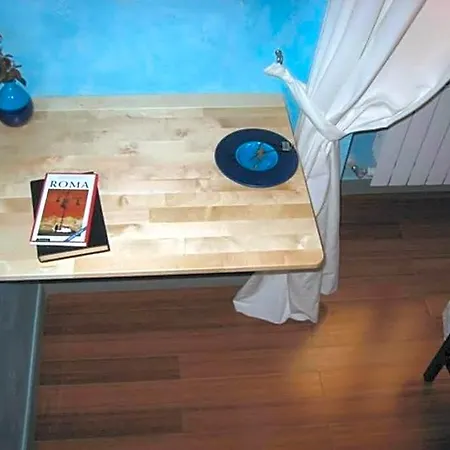 Bed & Breakfast Domusamor Colosseo 4*