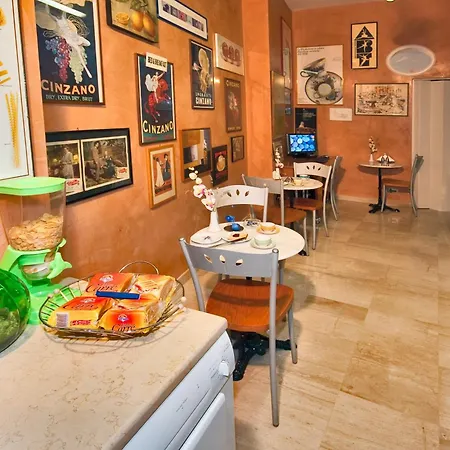 Domusamor Colosseo Frühstückspension