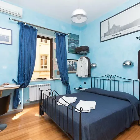 Domusamor Colosseo Rom